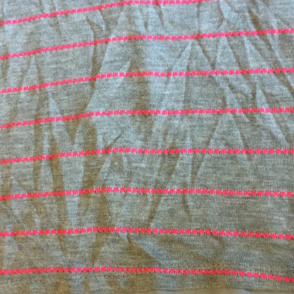 Quarter sleeve shirt😝 - Picture 2 of 6